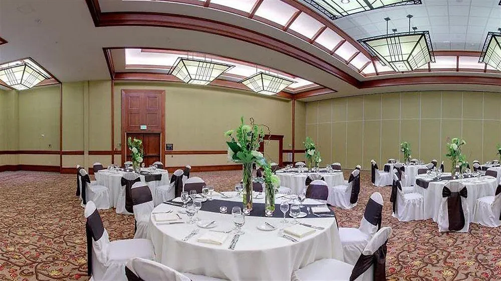 Sheraton Grand Sacramento Hotel