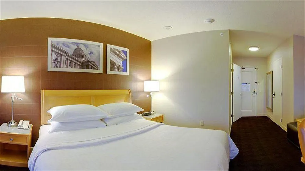 **** Hotel Sheraton Grand Sacramento United States